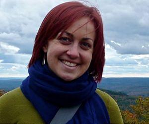 Astronomer studies far-off worlds through 'characterization by proxy'