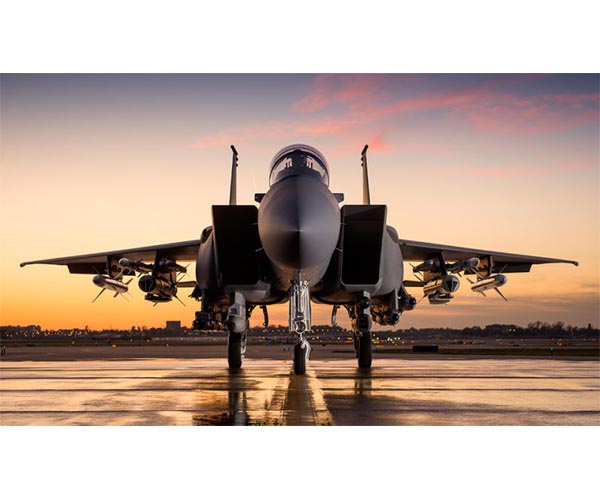 F-15E fighter planes deliver munitions to UAE
