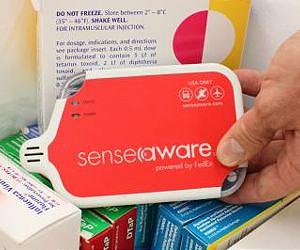 Temperature tracking device for packages may have climate metrology applications