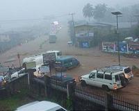 Thousands homeless in flooded Sierra Leone capital