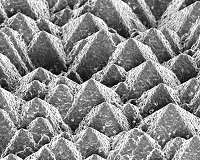 Researchers use silicon nanoparticles for enhancing solar cells efficiency