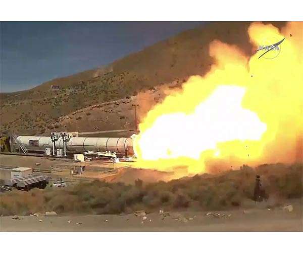NASA conducts SLS booster test for future Artemis missions