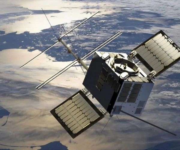 SmallCAT Laser Terminal Demonstrates Effective Space-Earth Communication in LEO