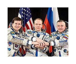 Russian Cosmonauts To Get New Uniform, Anna Chapman Not Involved