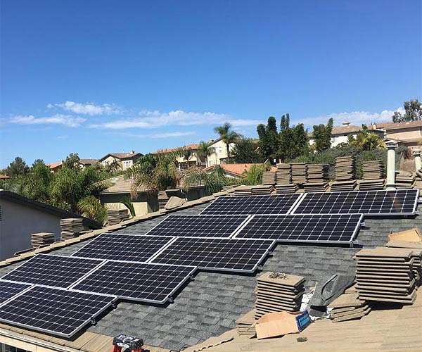 Survey reveals broad support for solar projects among nearby residents