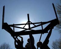 MIT Building Low-Cost Solar Concentrator