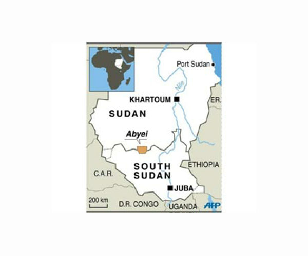 Sudanese protesters block key port over peace deal