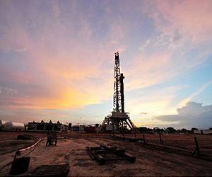 New showdown looms as Sudan threatens south's oil