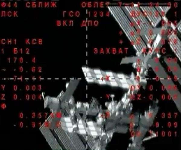 Astronauts shelter in space capsules as debris comes close to ISS