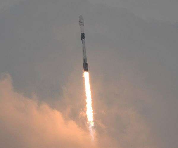 A second pair of SES' O3b mPower satellites launched on a SpaceX rocket