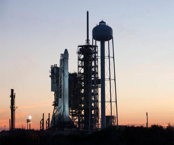 SpaceX plans to launch another SiriusXM satellite Sunday