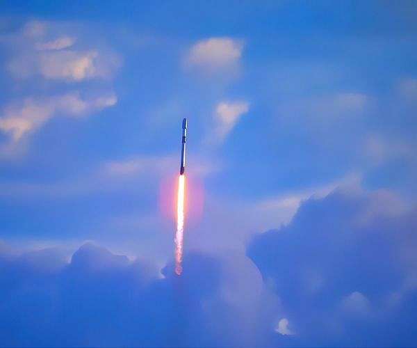 28 Starlink satellites lift on 130th mission of SpaceX's Falcon 9