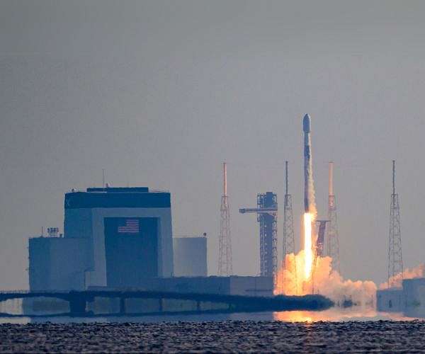 SpaceX launches secret 'Optus-X' payload atop Falcon 9 rocket