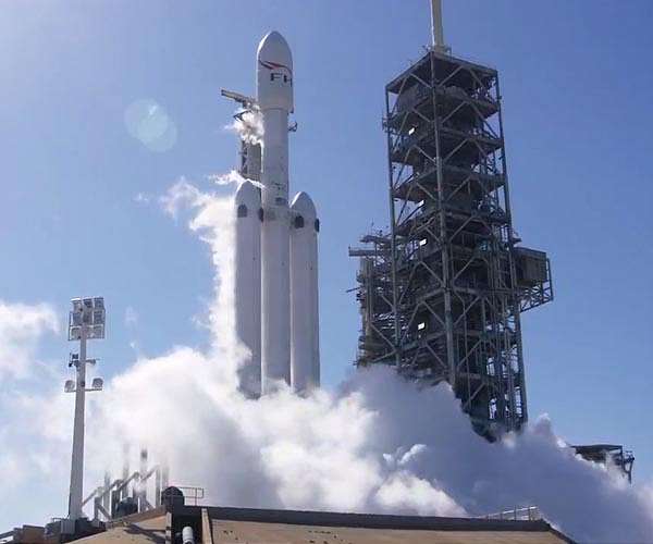 SpaceX launches Falcon Heavy rocket for first time in three years