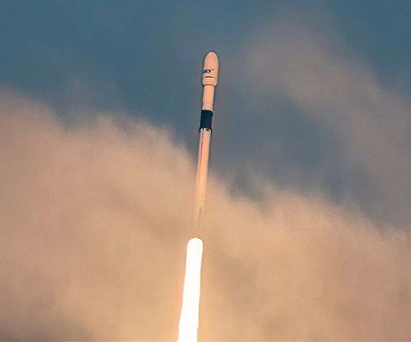 SpaceX Launches SES O3b mPOWER Satellites to Expand Global Communications Network