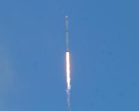 SpaceX launches 10 satellites for Iridium mobile network
