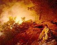 Thousands flee California wild fires