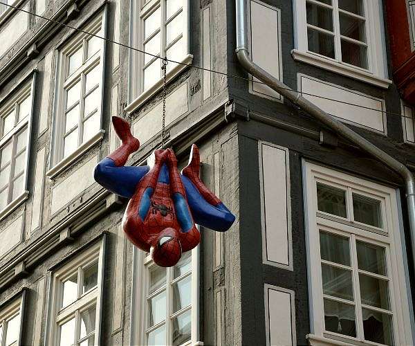 Sony says 'Spider-Man 2' videogame sales set record