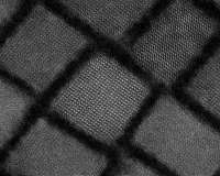 Shedding light on dark traps