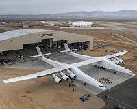 Taxi tests for Paul Allen's Stratolaunch successfully reach 90 mph
