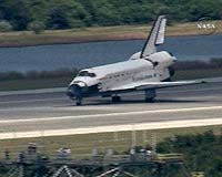 NASA pushed back shuttle landing to Sunday