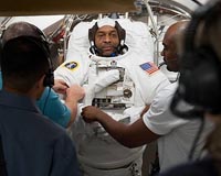 Astronauts to begin pre-launch quarantine