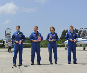 Astronauts Arrive at Kennedy for Final Countdown