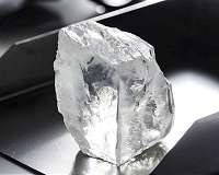 Both the famous Hope diamond and British Crown Jewel diamonds, may be super-deep