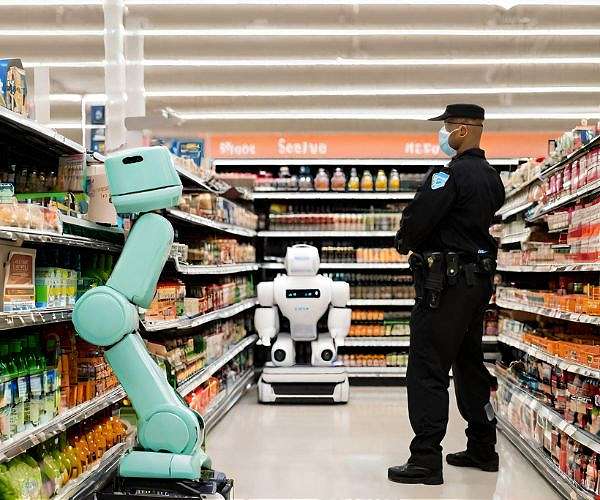 Left, right and faithful unite to demand human control over AI