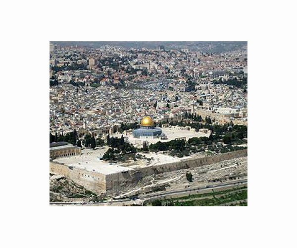 Gaza rockets, Israel strikes stoke new Jerusalem clashes