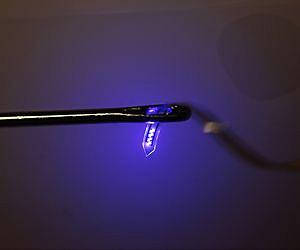 Tiny injectable LEDs help neuroscientists study the brain