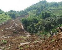 Fourteen feared dead in Malaysian landslide