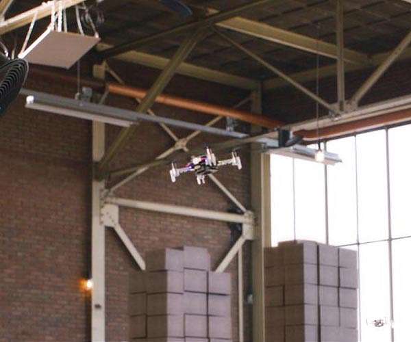Swarm of autonomous tiny drones can localize gas leaks