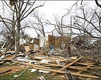 Devastated by tornado, Kansas town rebuilds on green plan