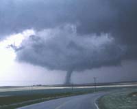 Tornadoes strike near Denver on eve of convention