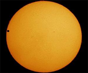 An elusive effect measured during the last Venus transit