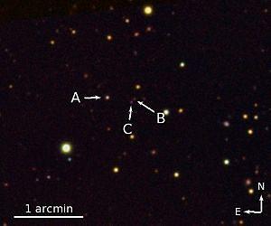 Extremely rare triple quasar found
