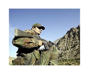 Turkish troops enter Iraq, kill four Kurdish rebels