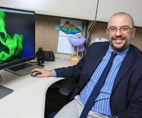 UAH lands first DARPA award for biological sciences department
