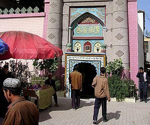 14 killed in China mosque stampede: Xinhua