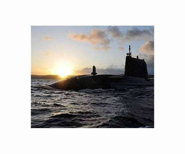 UK sign 9 bn pound pnuclear submarine deal with Rolls-Royce