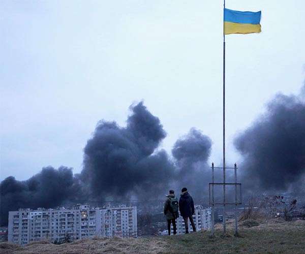 Three killed in air strikes on western Ukraine