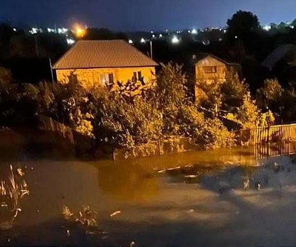Russian strikes and filthy water: A year after Ukraine dam blast