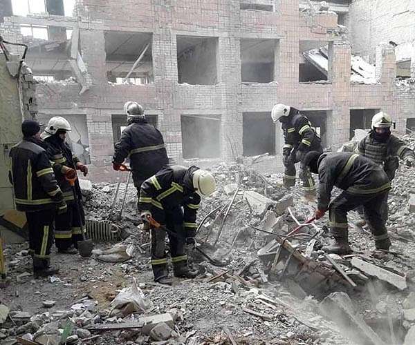 Russia launches deadly strike on Kharkiv amid stalled peace talks