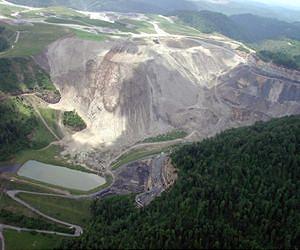 Massey Energy blamed for mine disaster