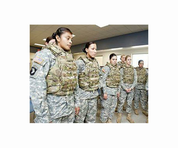 Female Marine recruits arrive for San Diego boot camp