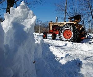 Bitter cold sets in as US digs out from epic storm