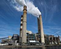 Banks gave $745 billion to groups planning new coal power plants: NGOs