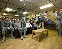 Gates in Afghanistan for talks on US troop surge