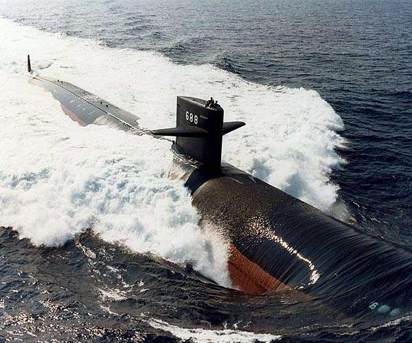 US Navy engineer admits trying to sell nuclear sub secrets